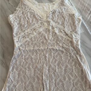 Elegant Lace Sleeveless Camisole